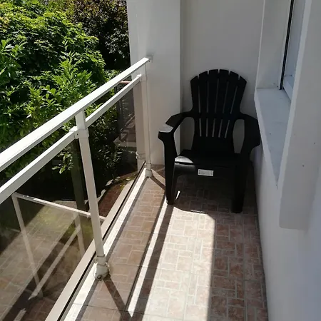 Apartment Centre